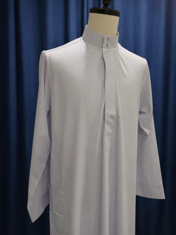 ChatGPT Image Feb 9, 2026, 03_19_02 AM Men’s Classic Thobe – Premium Wash & Wear Fabric | White